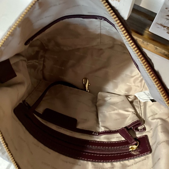 💥NEW💥MICHAEL KORS CALFSKIN/LEATHER PLUM BROOKLYN APPLIQUÉ 30F6GBJL2H - Picture 14 of 16